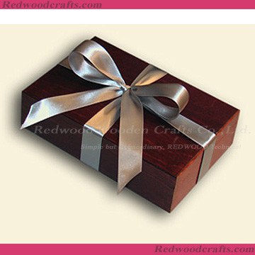 wooden gift box-