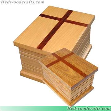 Wooden Urns wu001